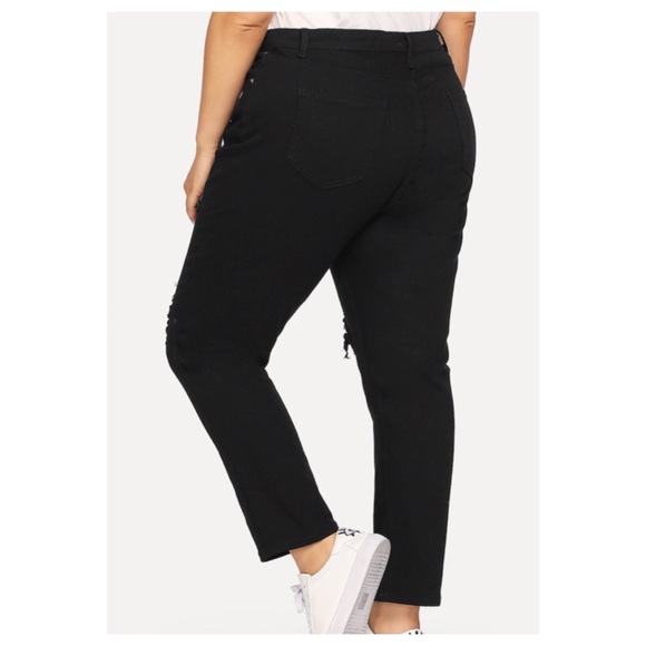 ➕Black Ripped Jeans - Picture 2 of 5